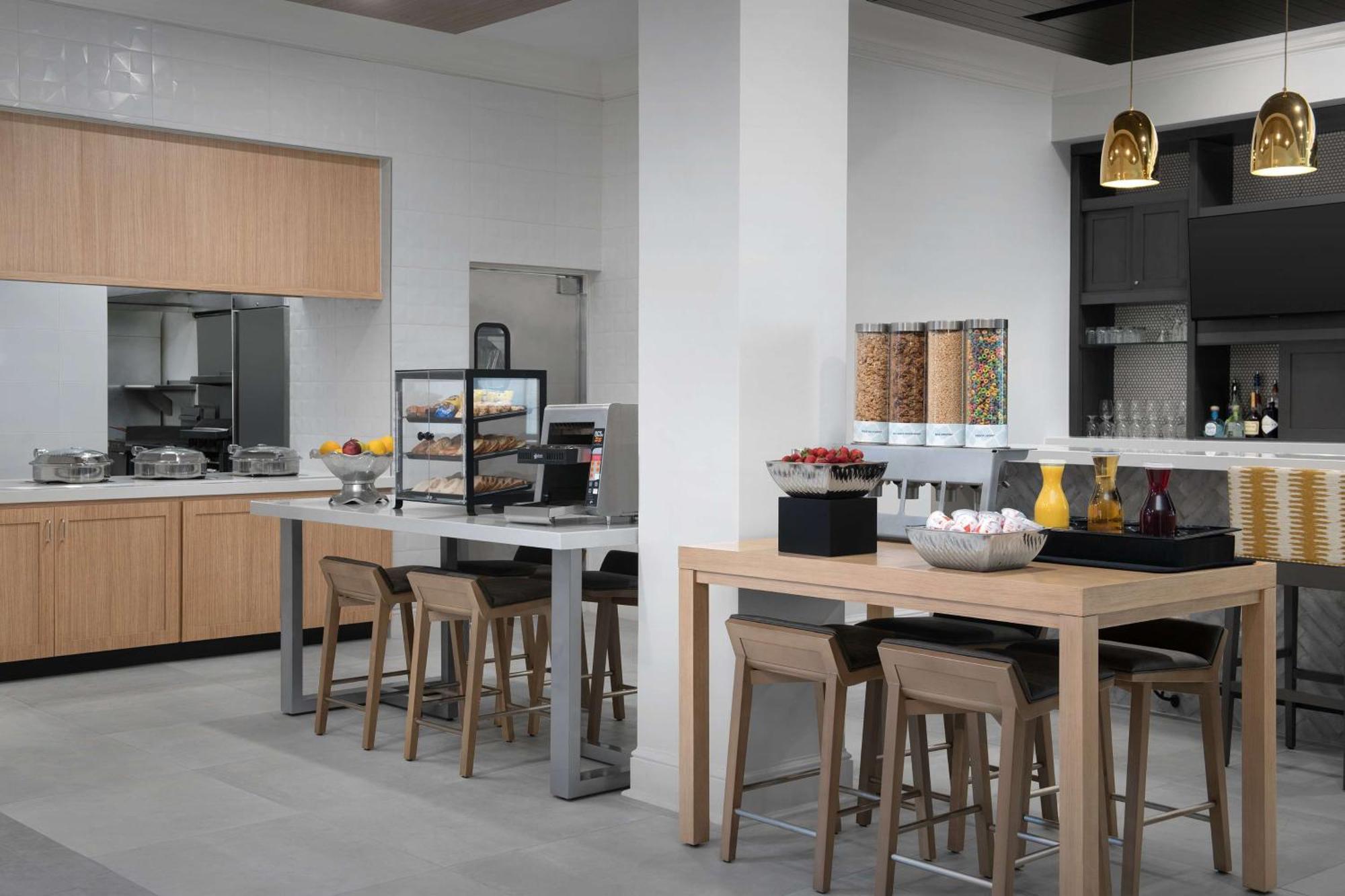 Hilton Garden Inn West Lafayette Wabash Landing Ngoại thất bức ảnh