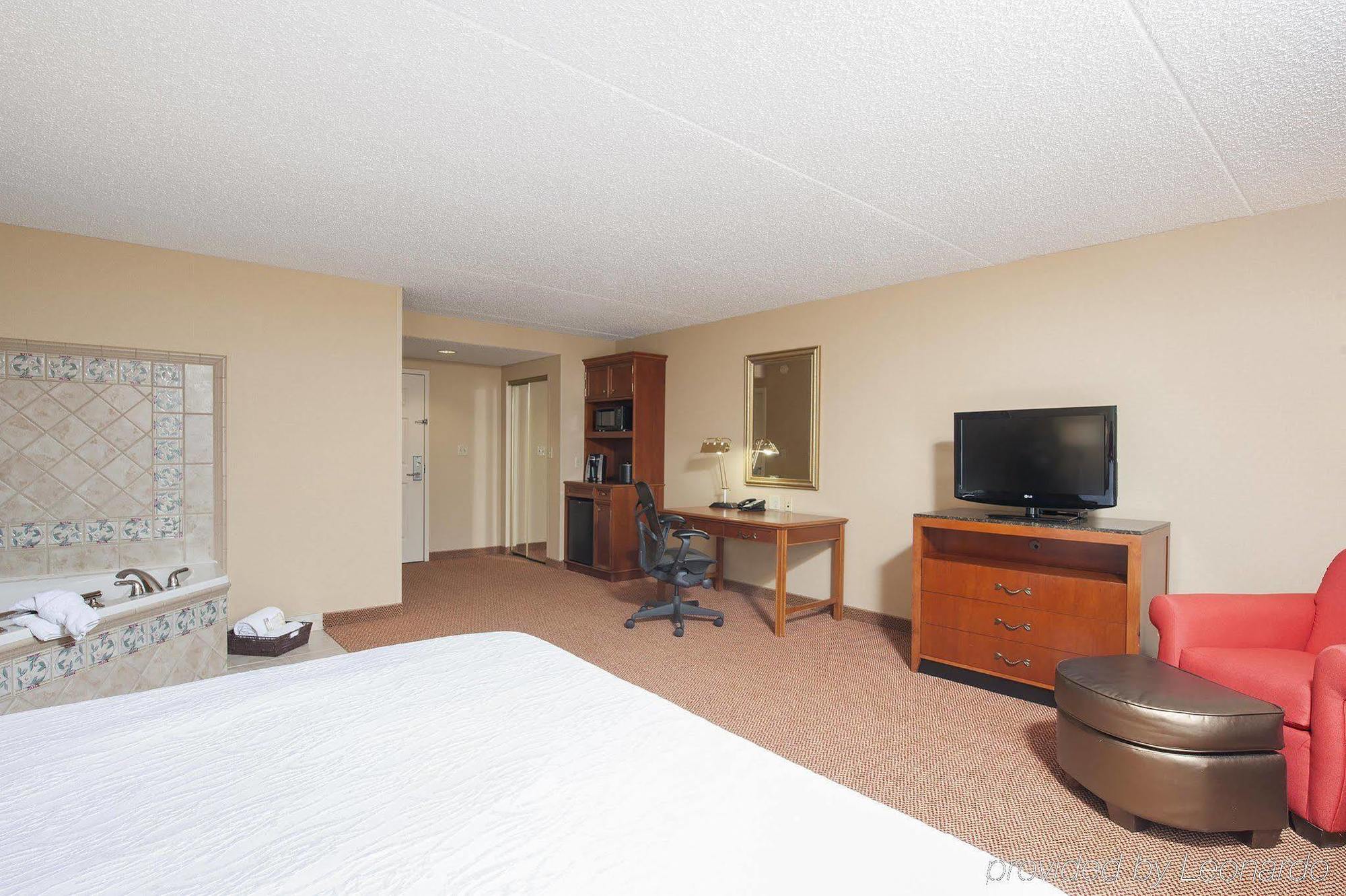 Hilton Garden Inn West Lafayette Wabash Landing Ngoại thất bức ảnh